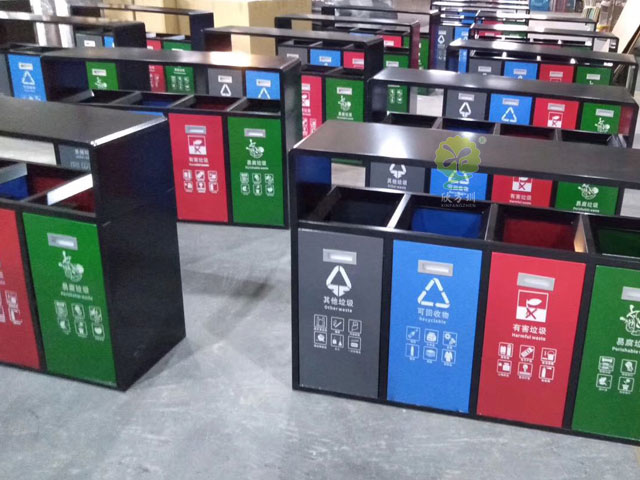 提升公共空間品質(zhì)，深圳金屬垃圾桶助你一臂之力