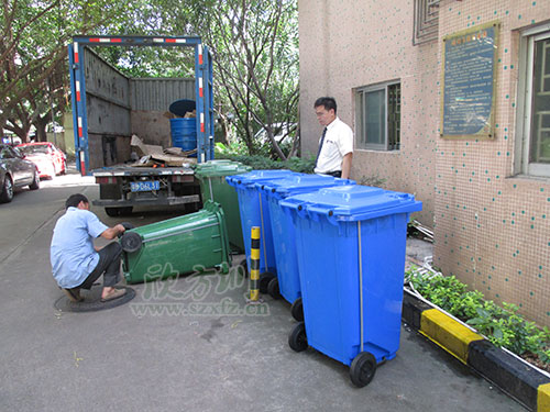 新增塑料分類垃圾桶！牛市東西路“美顏”